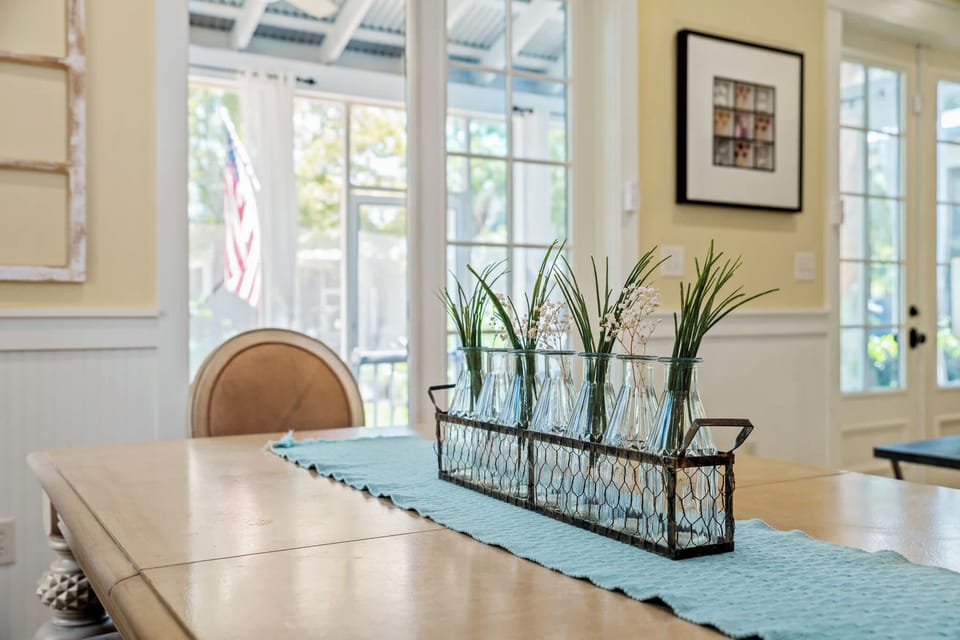 A welcoming space for group meals, or family game nights!