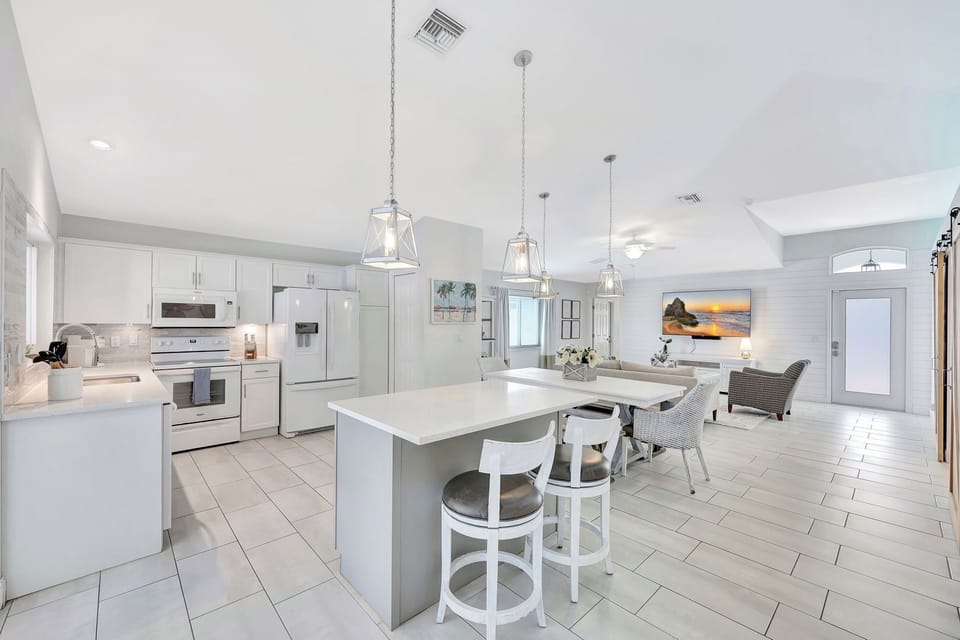 Cook, Dine & Stay Connected
