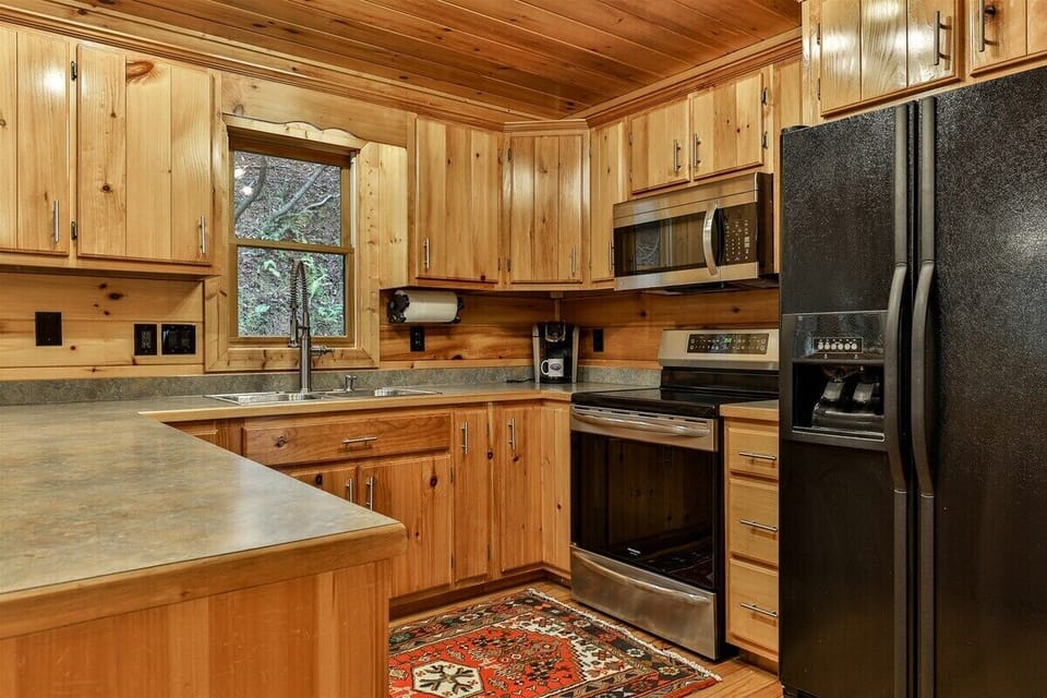 Space For Cooking A Great Meal In The Mountains