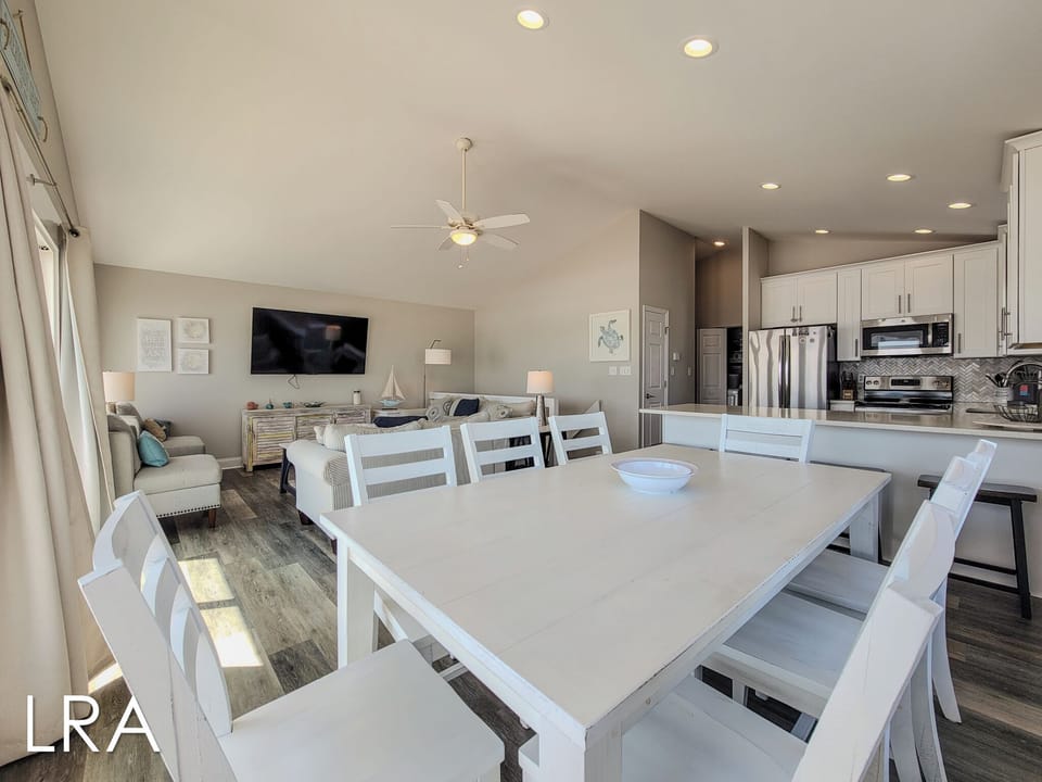 Dining Room-01