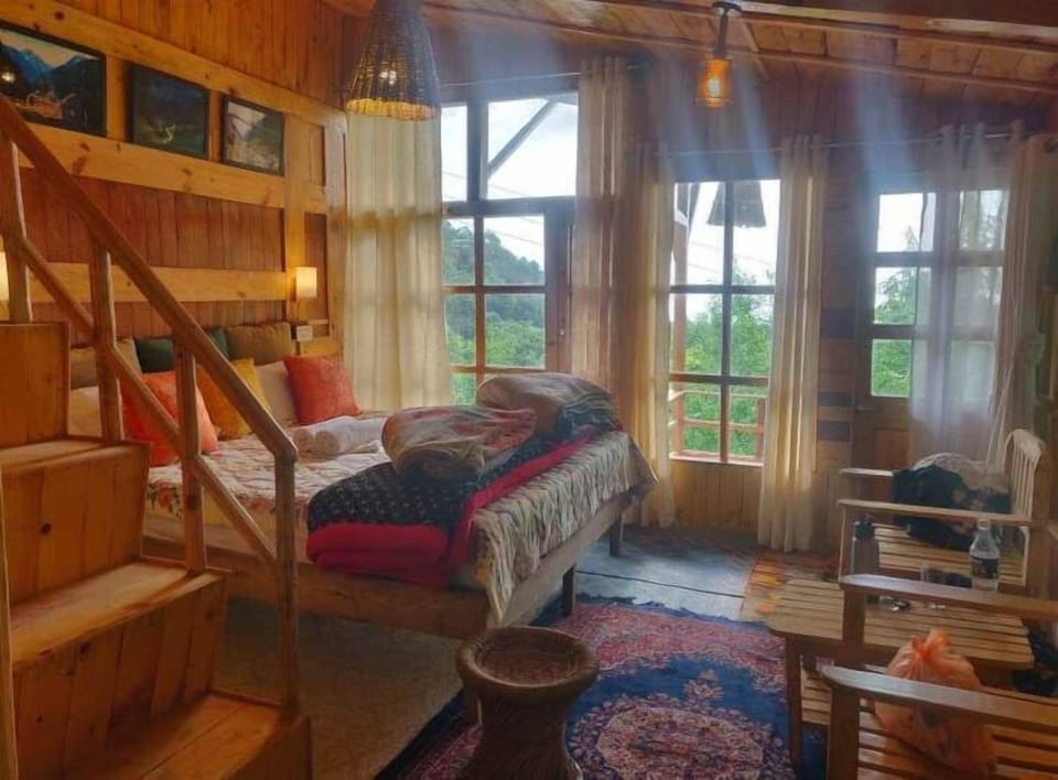 Classic Quadruple Room, Balcony | Free WiFi