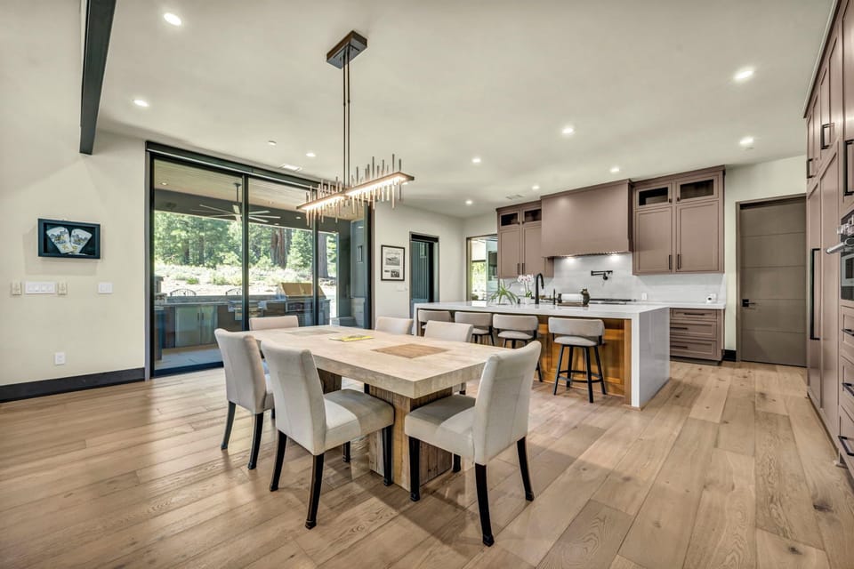 Dining/Kitchen