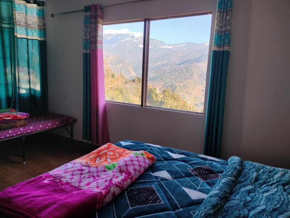 Cottage, Balcony, Mountain View | Desk, laptop workspace, free WiFi