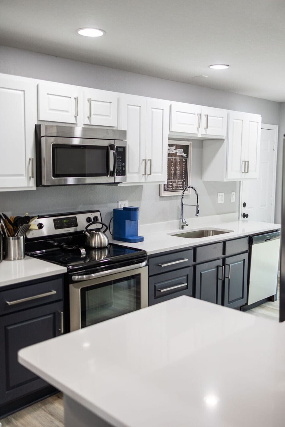 Fully equipped and updated kitchen