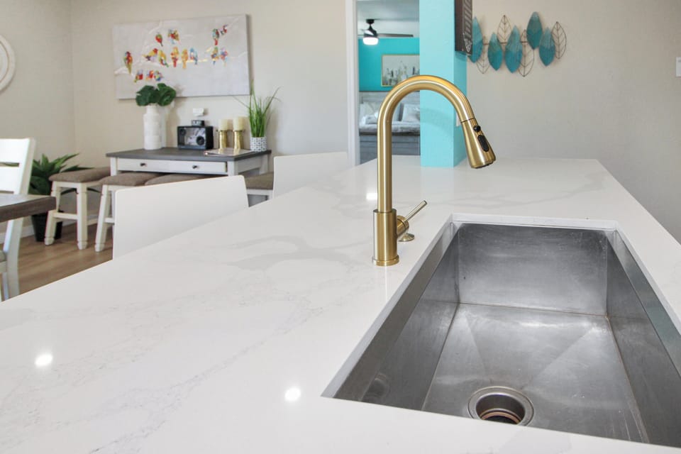 Bright modern kitchen and dining, perfect for family meals and entertaining.