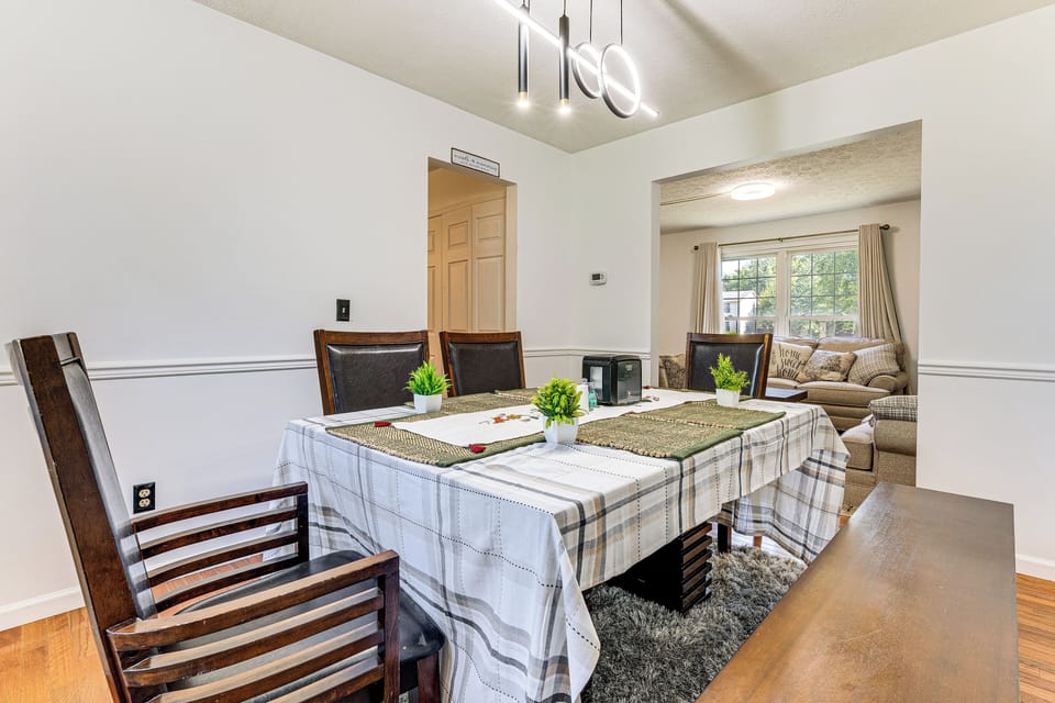 Dining Area | 1st Floor