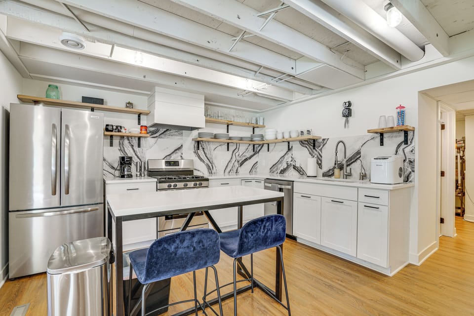 Kitchen | Lower Level | Dishwasher