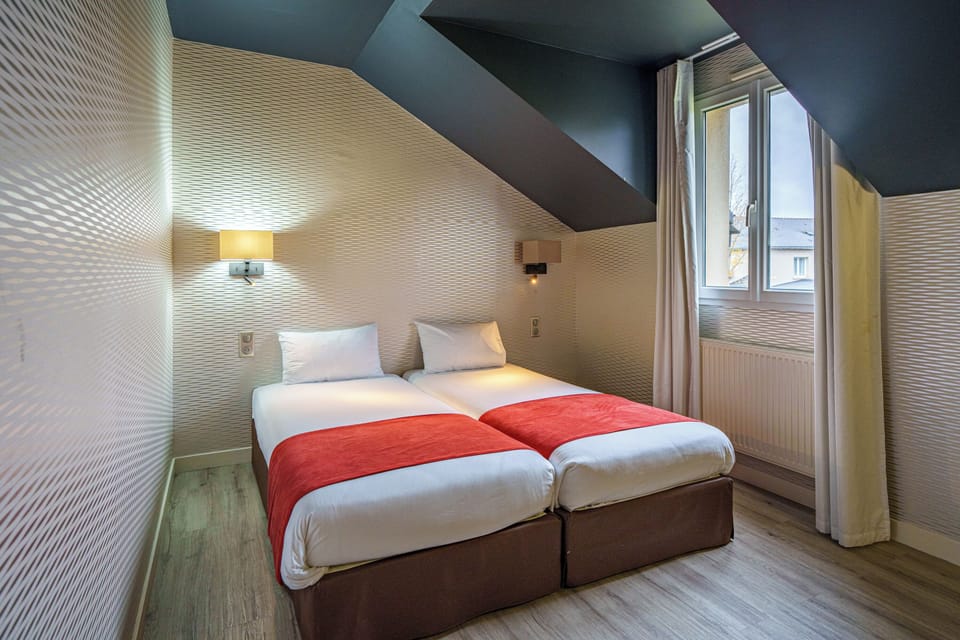 Family Quadruple Room | Premium bedding, soundproofing, free WiFi, bed sheets