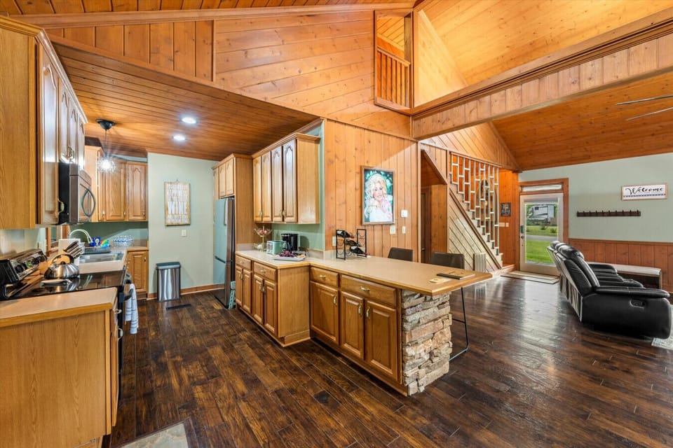 There is no such thing as too many cooks in this kitchen