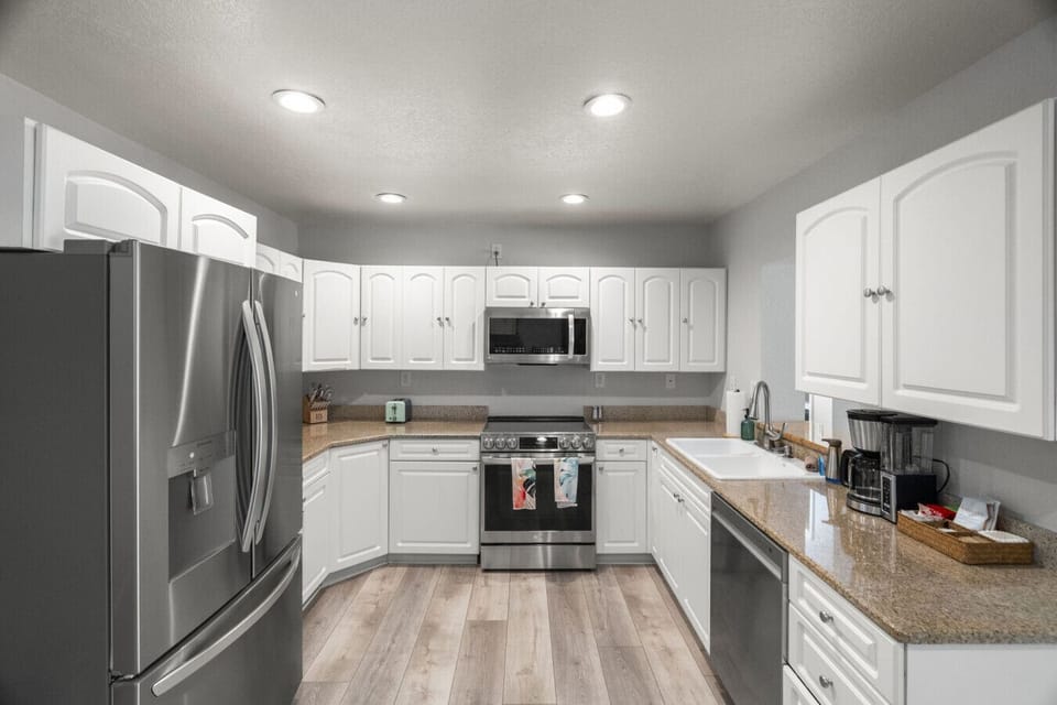 Cook, connect, and enjoy! The kitchen is fully equipped with everything you need, plus a welcome tea & coffee basket with a drip coffee maker and kettle.
