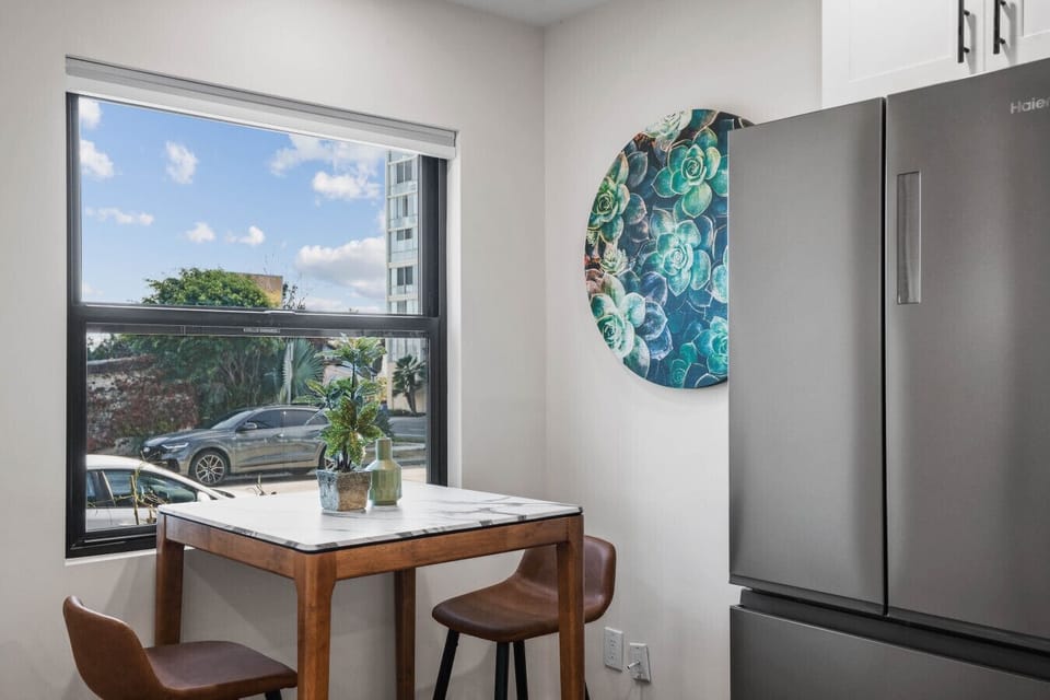 Bright dining space to enjoy your meals