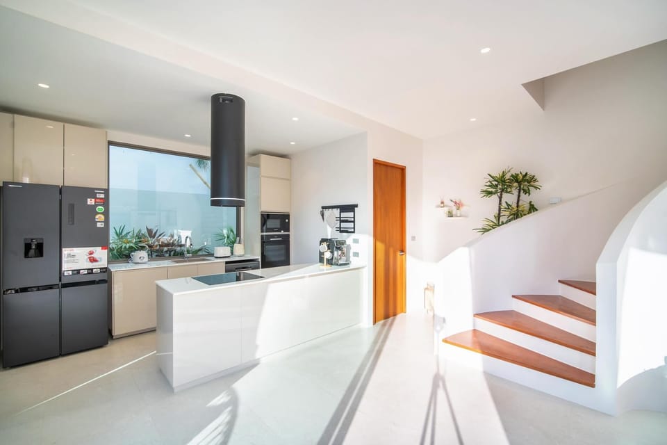 Moca Villa Brand New 4 Bedroom Ultra Modern (7152)