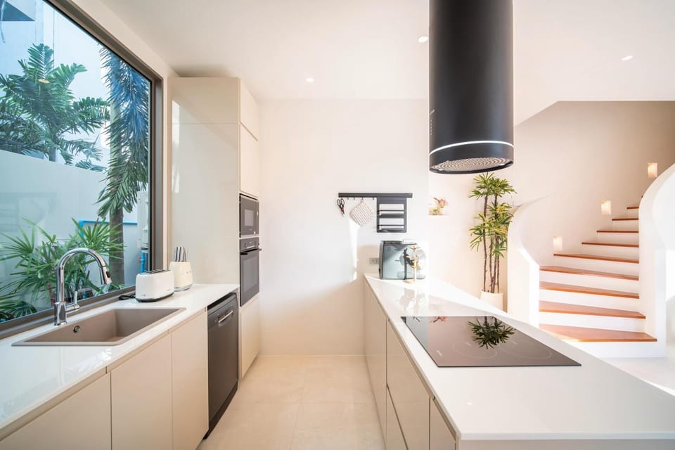 Moca Villa Brand New 4 Bedroom Ultra Modern (7153)