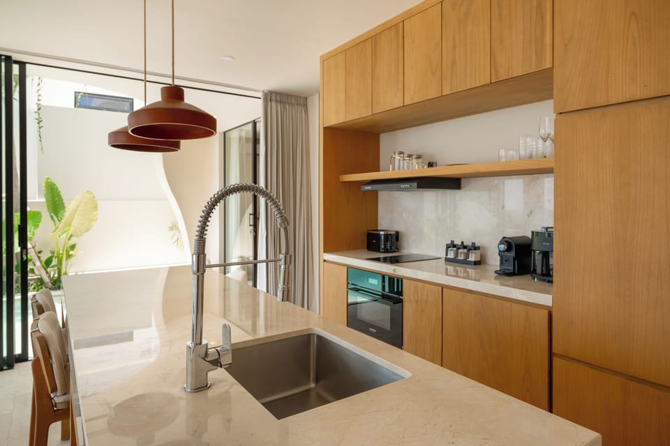 Deluxe Villa, 3 Bedrooms, Balcony, Pool View | Private kitchen | Fridge, microwave, oven, stovetop