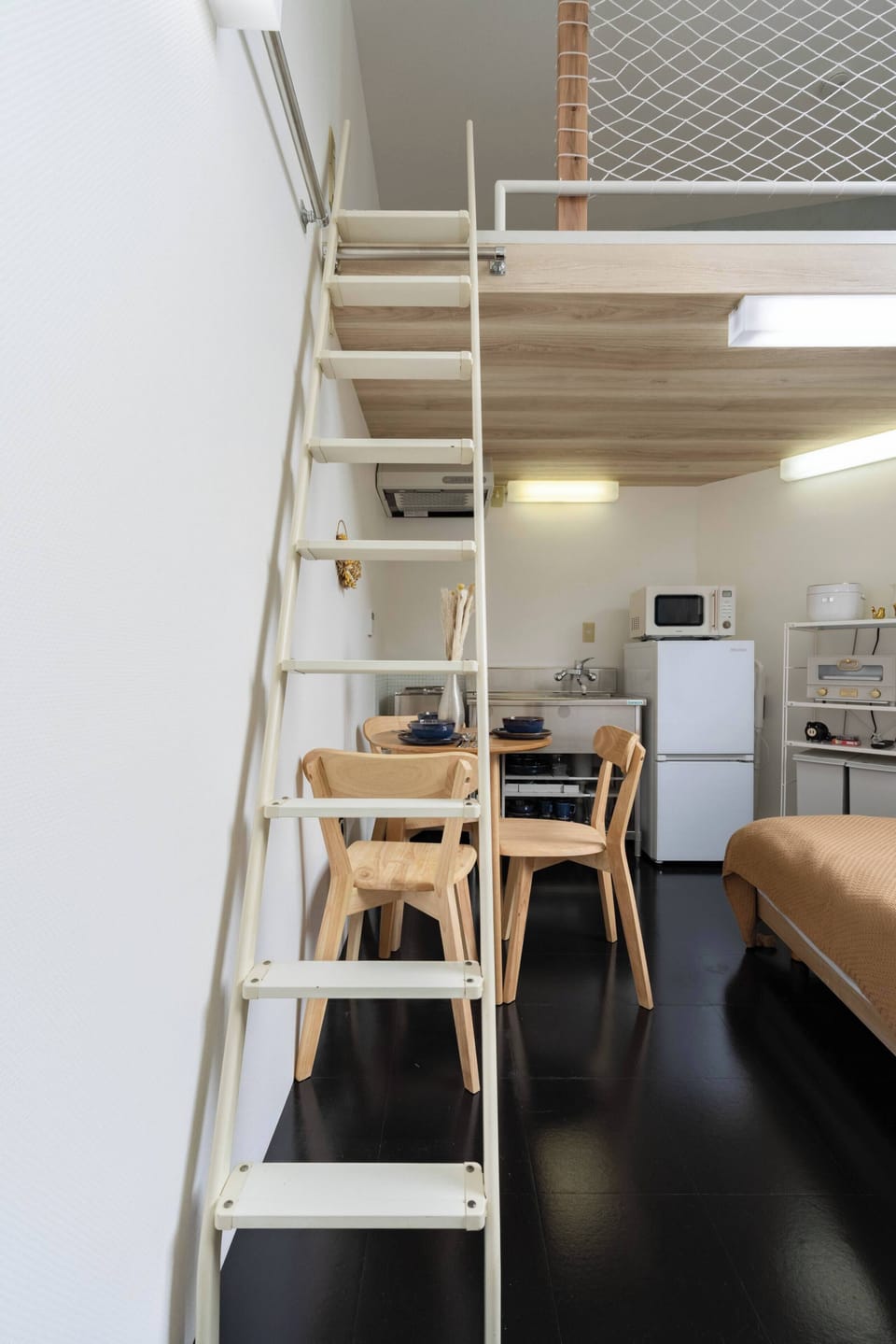 Basic Apartment | In-room dining