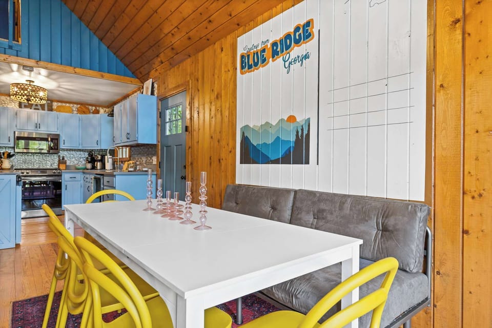 From quiet morning coffee to a lively dinner party, this is a space for every occasion.