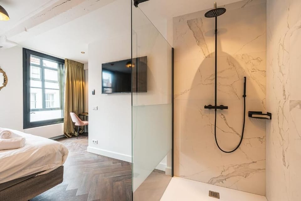 Junior Studio Suite, City View | In-room safe, desk, laptop workspace, free WiFi