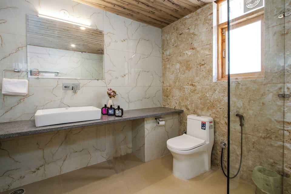 Deluxe Double Room, Hill View | Bathroom | Shower, free toiletries, towels, soap