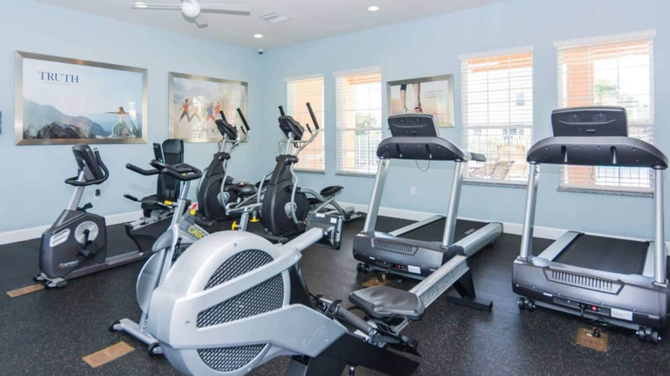 Upstay Pristine 3BR Home With Private Pool BBQ Apartment in Four Corners