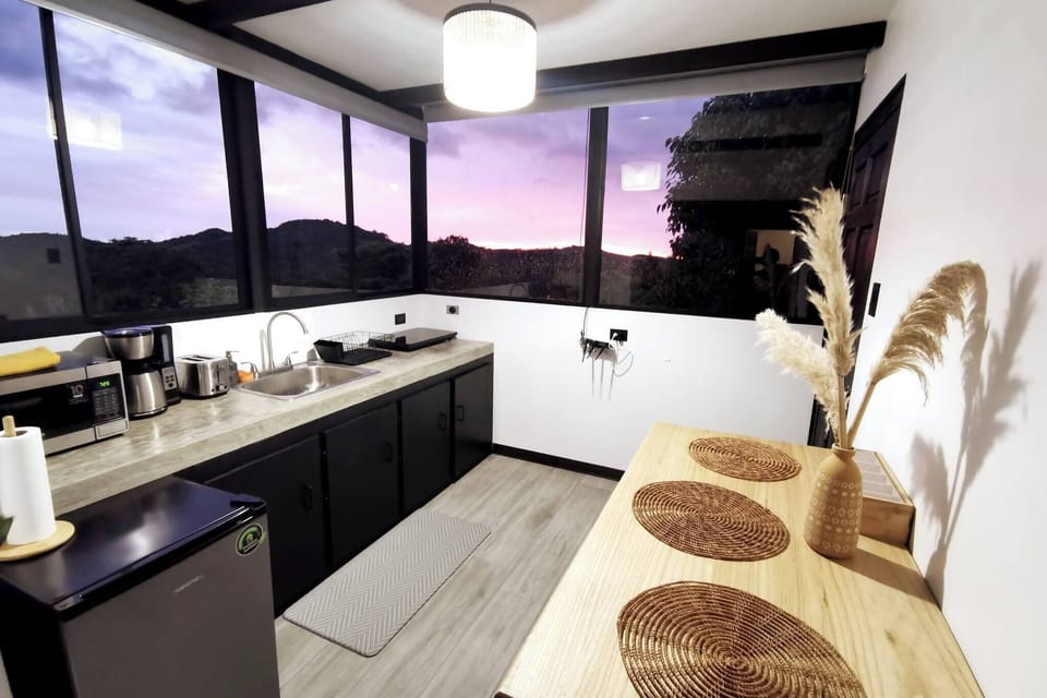 House, 1 Bedroom, Smoking, Mountain View | Interior