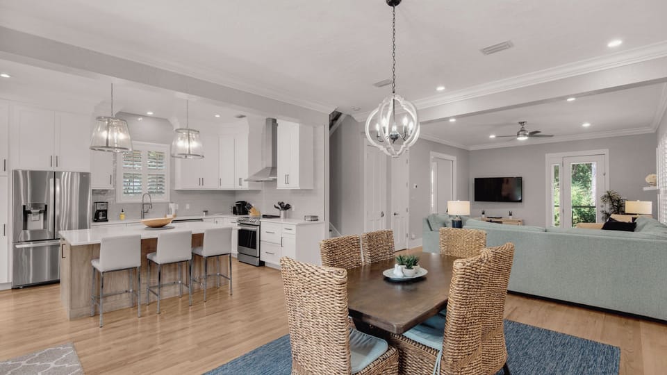 House, Multiple Beds, Patio, Garden View (Magnolia Breeze) | Interior