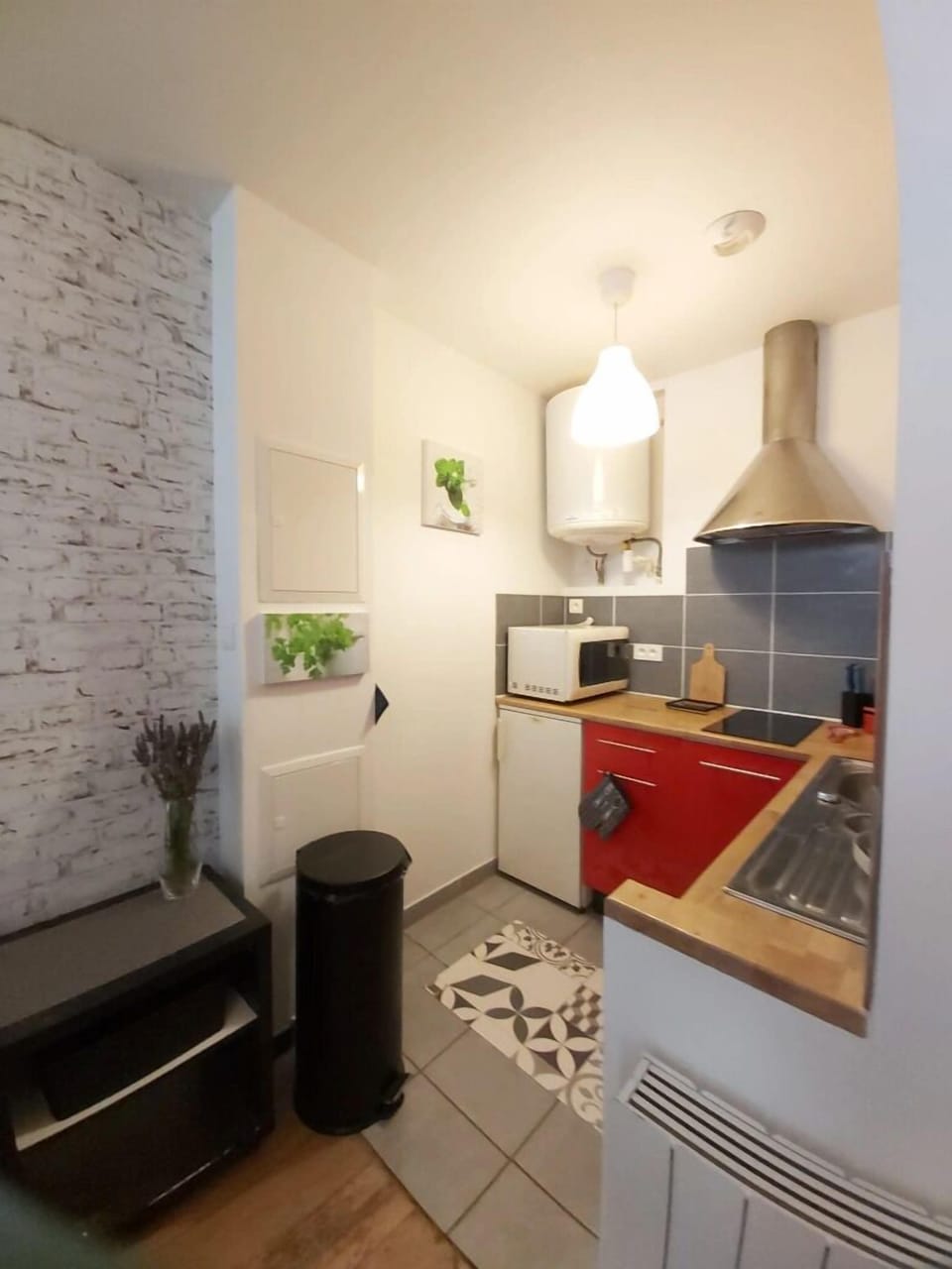 Standard Apartment, City View | Private kitchen