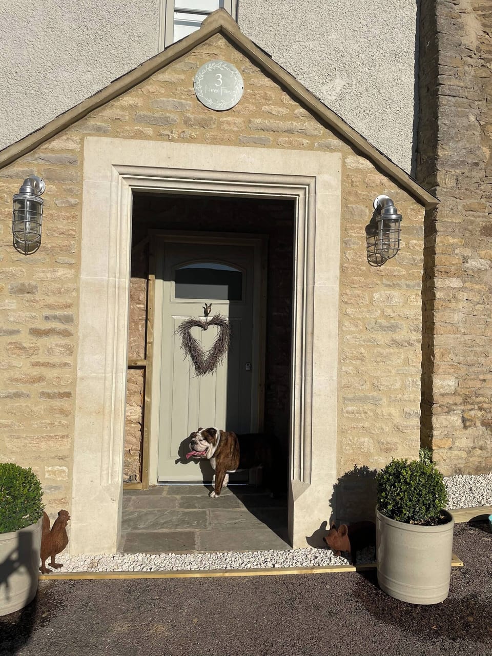 House, 4 Bedrooms, Balcony, City View | Exterior detail