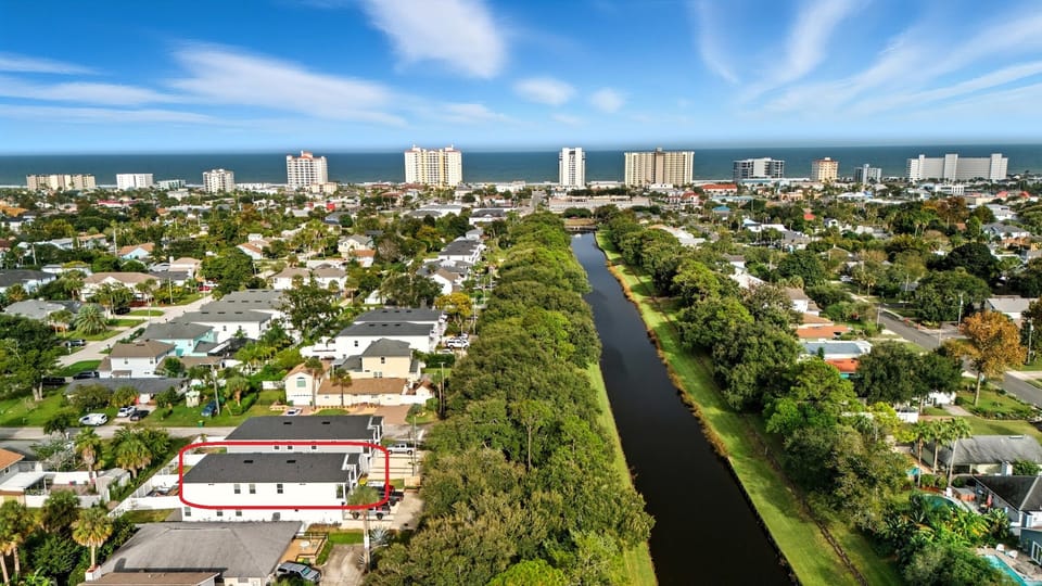 Easy walk to the beach and nearby attractions