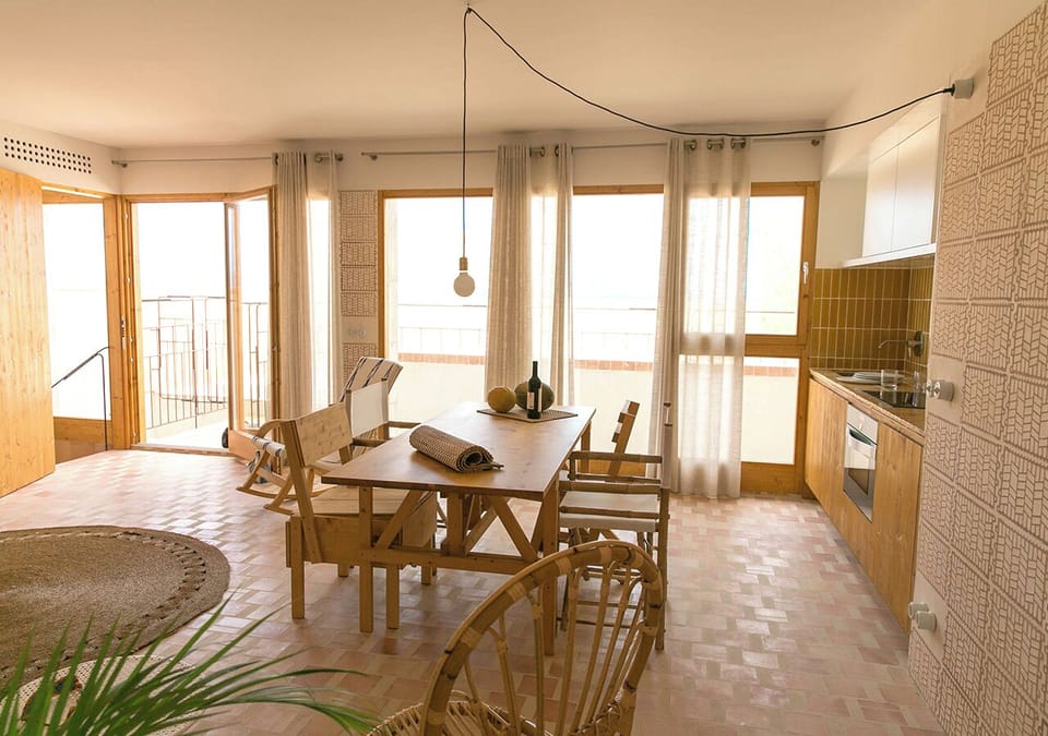Deluxe Studio, Terrace, Sea View | Living area | 42-inch LED TV with cable channels