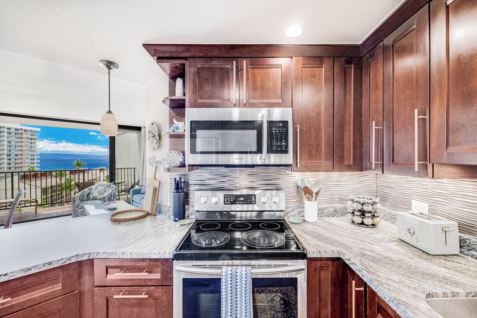 Full Kitchen