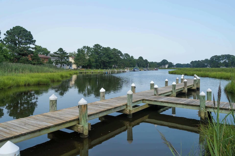 Waterside serenity is just a short stroll away​