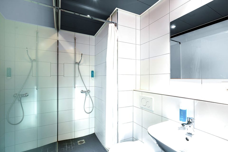 Standard Double Room, 1 Double Bed, City View | Bathroom | Shower, free toiletries, hair dryer, towels