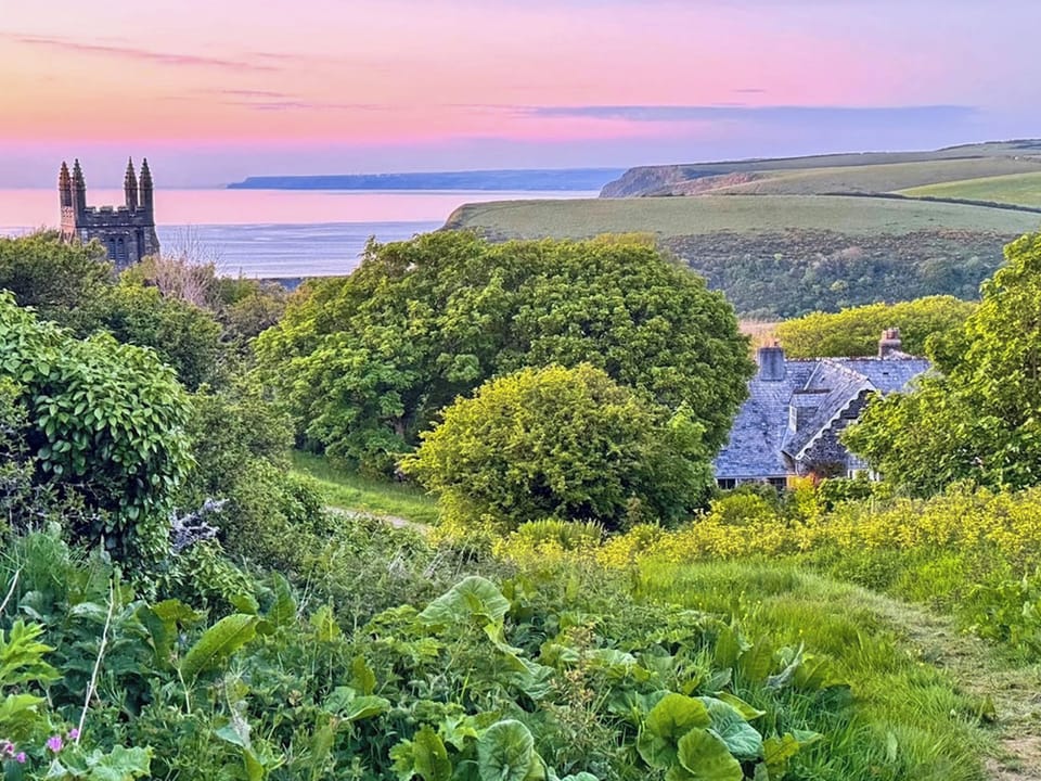 Surrounding area | Raddons - Churchtown Cottages, Bude