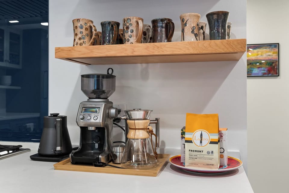 coffee & tea lovers, you're in luck!