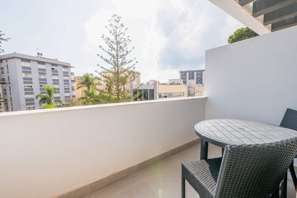 Deluxe Double Room, Balcony, City View | Desk, free WiFi