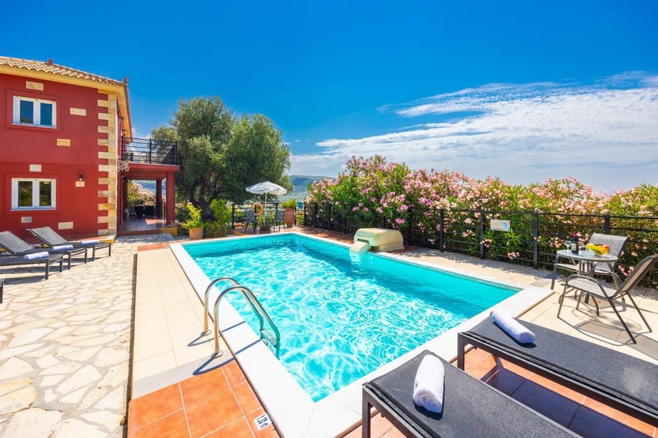Beautiful villa with private pool and terrace