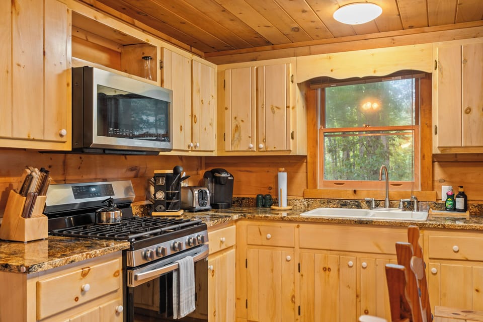Breakfast tastes better in a cabin kitchen.