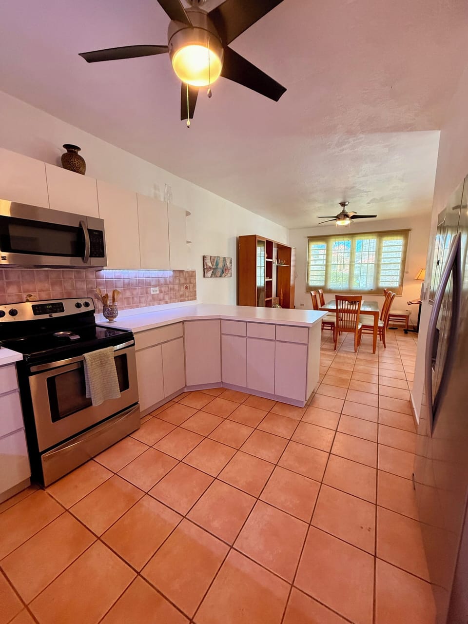 Kitchen and dining area