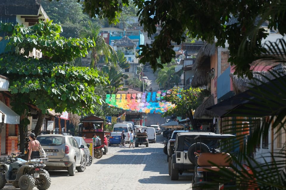A block away from Sayulita`s plaza and best restaurants