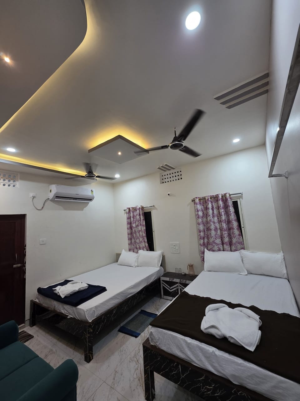 Deluxe Double Room | WiFi (free)