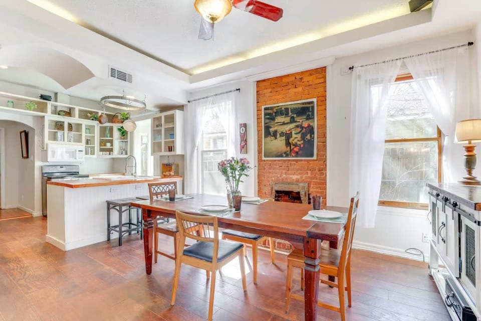 Drexel House Dining Room Facing Kitchen