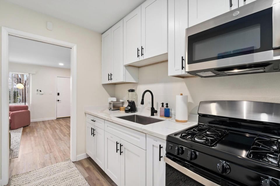  Overall, it’s a stylish, well-equipped, and great space and perfect for cooking and enjoying meals.