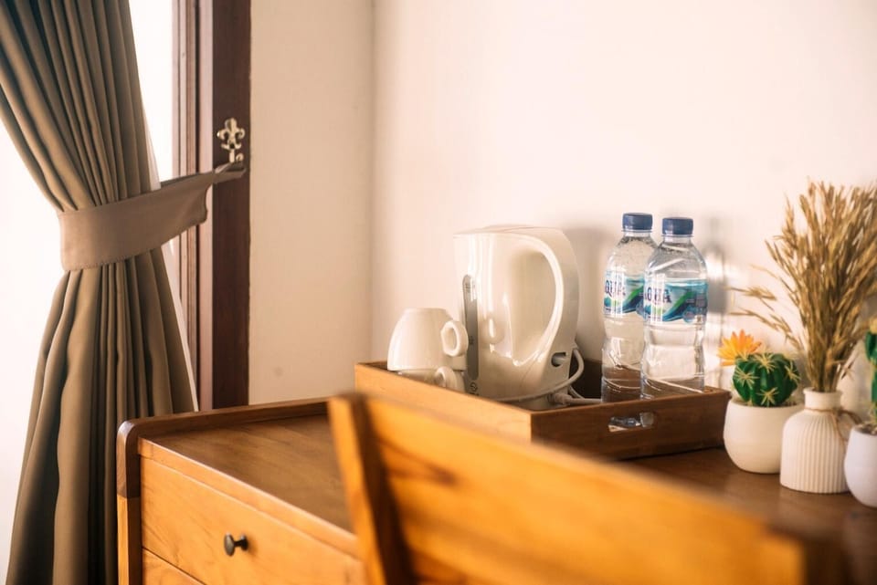 Deluxe Double Room, Mountain View | Desk, laptop workspace