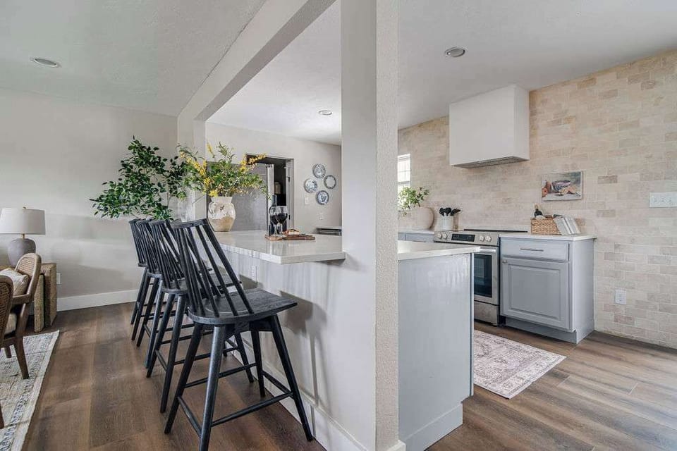 House, Multiple Beds, Pool Access, Pool View (108 Wisteria Dr) | Private kitchen