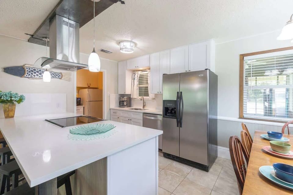 House, Multiple Beds, Patio (405 Watkins Point) | Private kitchen