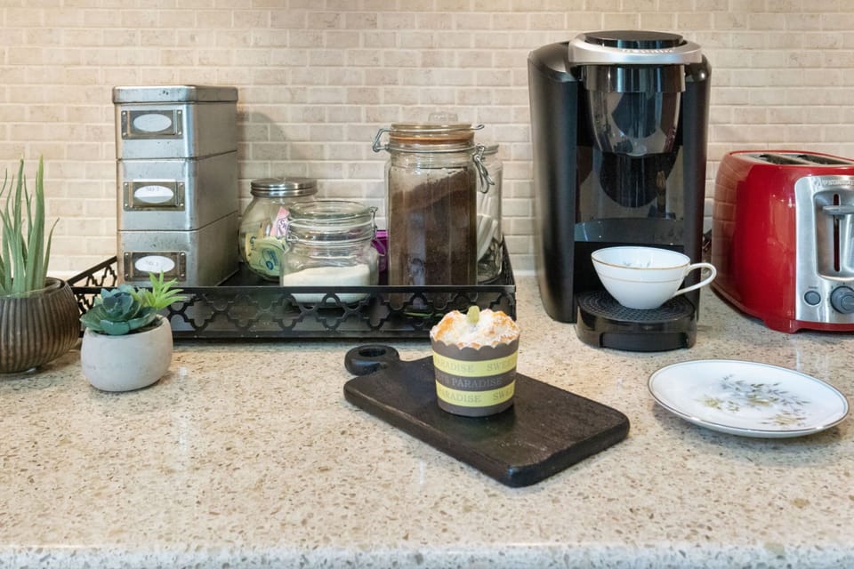 Apartment, 1 King Bed, Hot Tub (1029 US 87 S) | Coffee and/or coffee maker