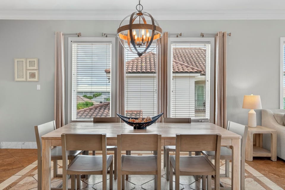 Third Floor Dining Area