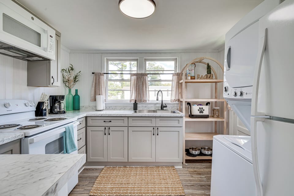 Kitchen | Drip Coffee Maker