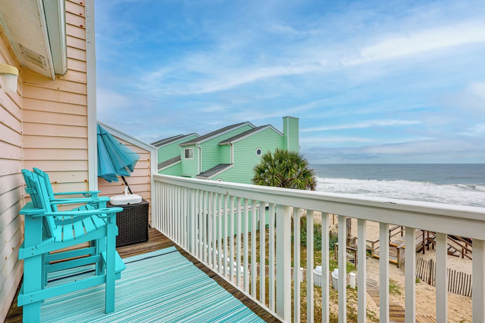 Upper Deck | 2nd Floor | Access Via Bedroom 1