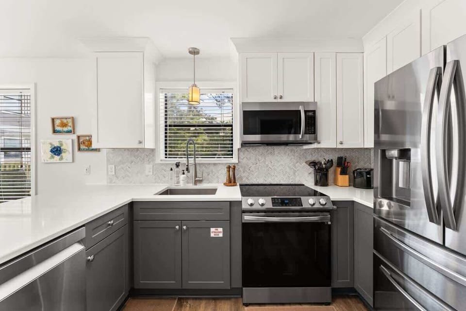 Fully stocked kitchen.